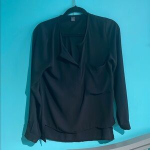 Oak and Fort Elegant Black Women's Top